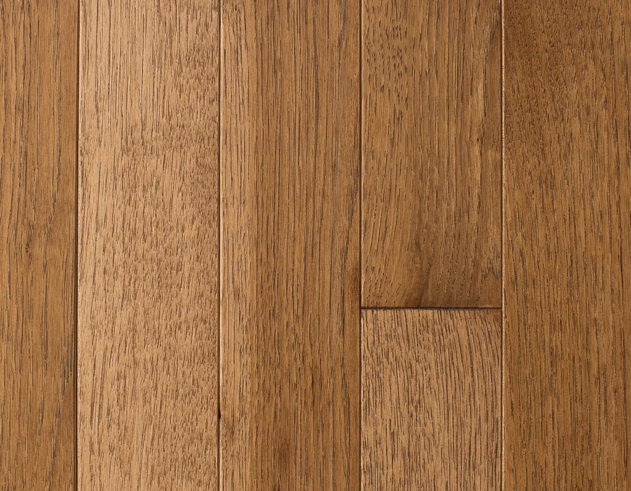 Mullican Muirfield Saddle hardwood flooring color and grain