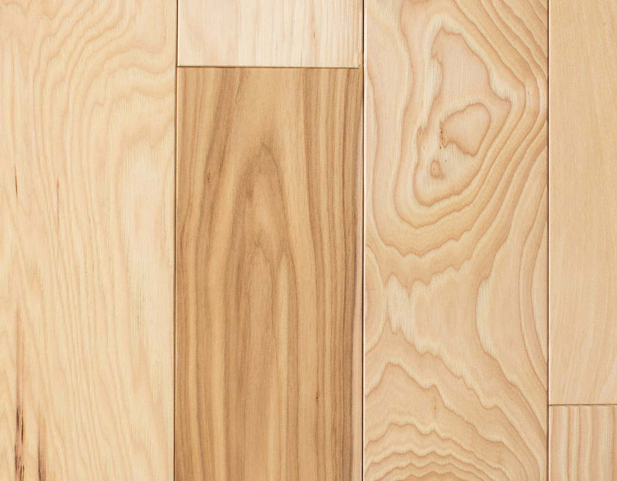Mullican Muirfield Natural hardwood flooring color and grain