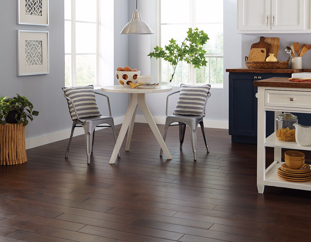 Mullican Nature Solid Espresso hardwood flooring color and grain