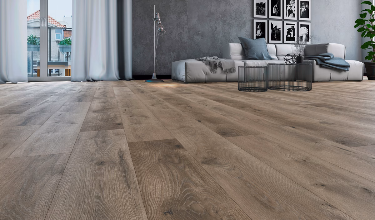 Inhaus Lamdura Landmark Cooper laminate flooring color and grain