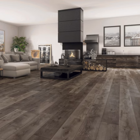 LANDMARK W/ PAD Cromwell by SFI installed room scene
